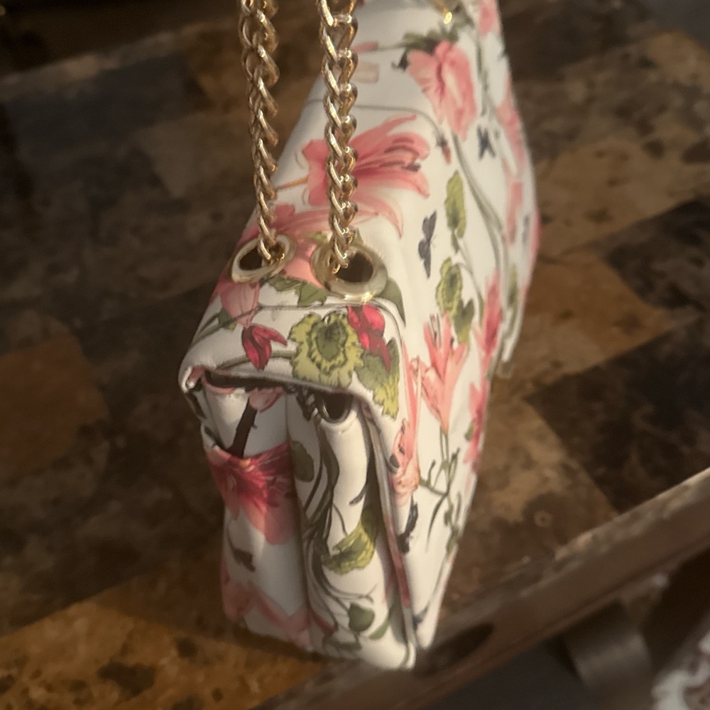 N.C Floral Crossbody Bag 🌸🌸🌸 - Picture 5 of 12